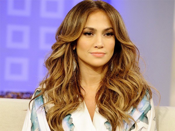 Jennifer Lopez kiem hon 36 ty dong trong mot tieng hinh anh
